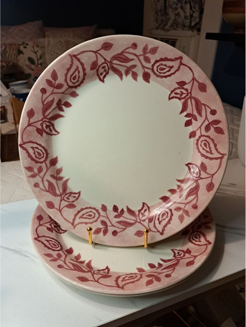 Vintage Set of 3 Corning Corelle Gypsum Red Lead Dinner Plates 10"